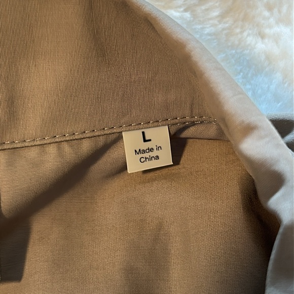 FOG Fear of God Essentials Oversized Coaches Jacket in Taupe Men’s Large - Picture 9 of 11